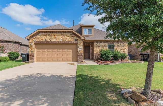 Photo of 627 Redwood Drive