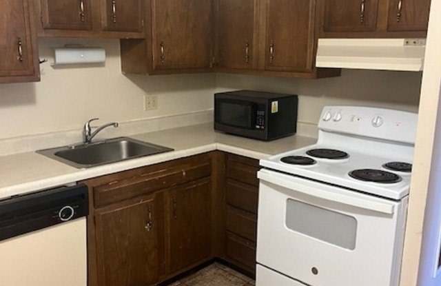 2301 Beau Monde Boulevard