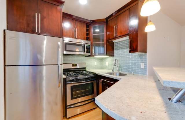 CanyonWood Apartments