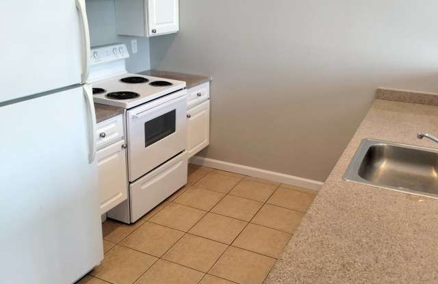 206-210 Farmington Avenue - 417