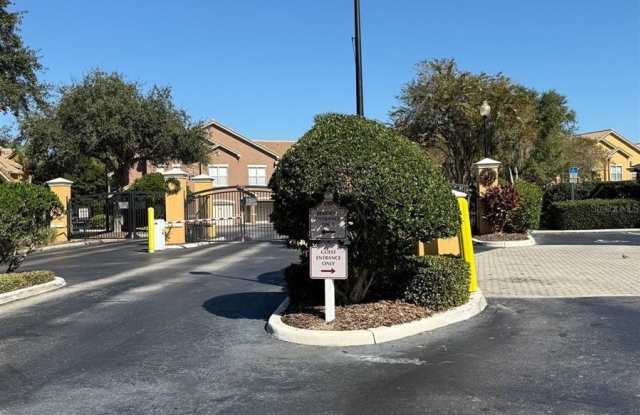 8848 VILLA VIEW CIRCLE