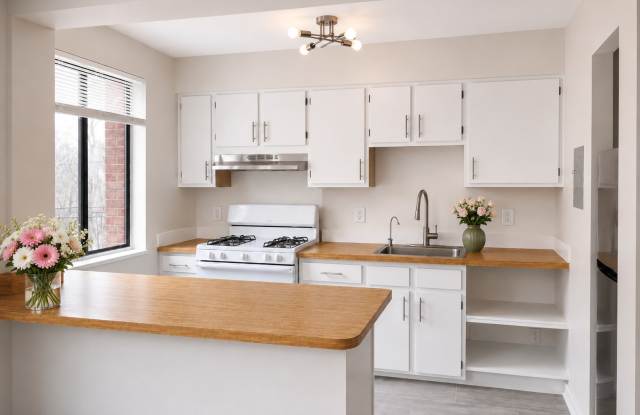 2026 Move-In Special – $500 LEASE SIGNING BONUS!! Affordable 2-Bedroom Apartment in Southwest DC !!