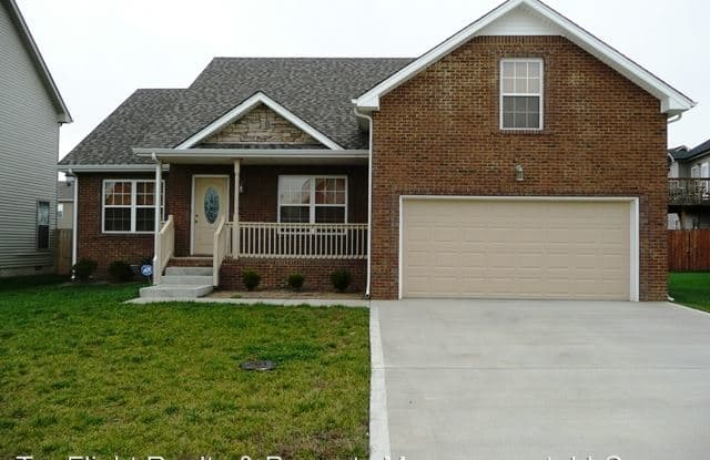 1272 Chinook Circle - 1272 Chinook Circle, Clarksville, TN 37042