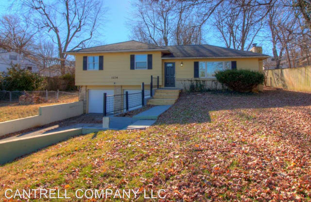 1234 W Walnut Lawn - 1234 West Walnut Lawn Street, Springfield, MO 65807