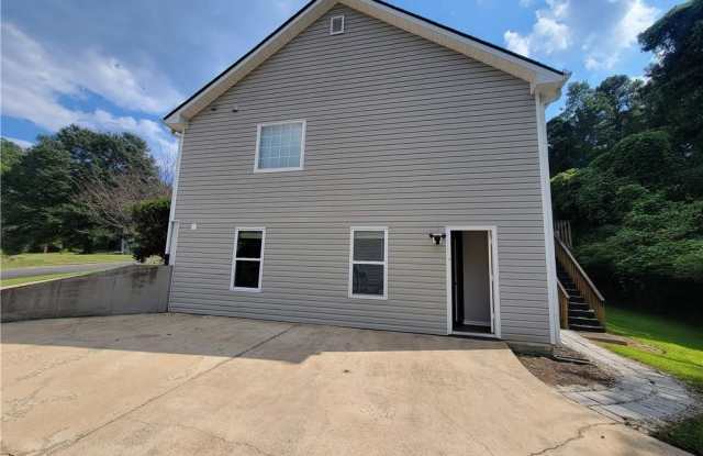 655 Alcovy Woods Drive