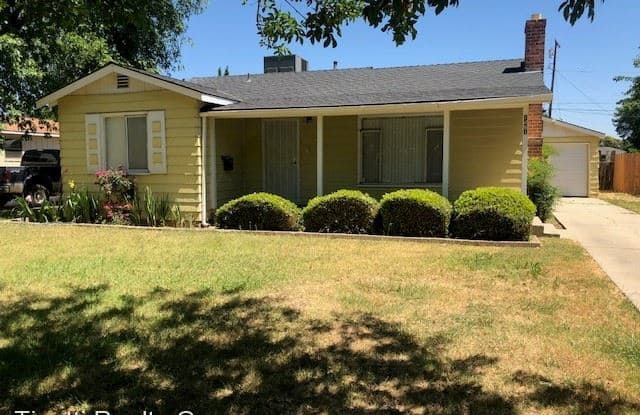 1461 E 22nd Street - 1461 East 22nd Street, Merced, CA 95340