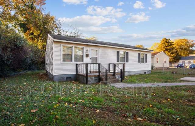 2304 Nashville Ave