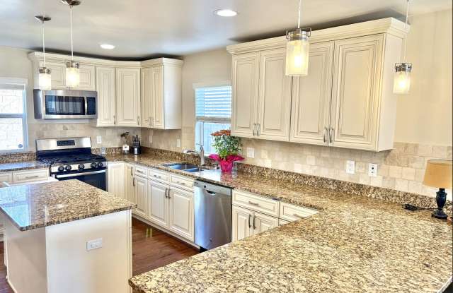 2525 South Pennsylvania Street