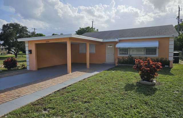 1109 S G Street - 1109 South G Street, Lake Worth, FL 33460