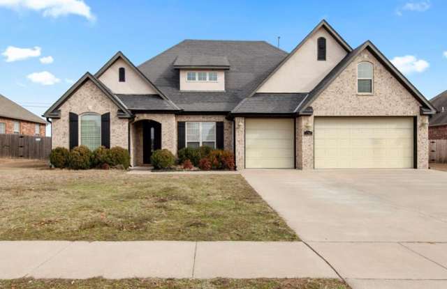 2702 Waterford Court - 2702 Waterford Court, Bartlesville, OK 74006