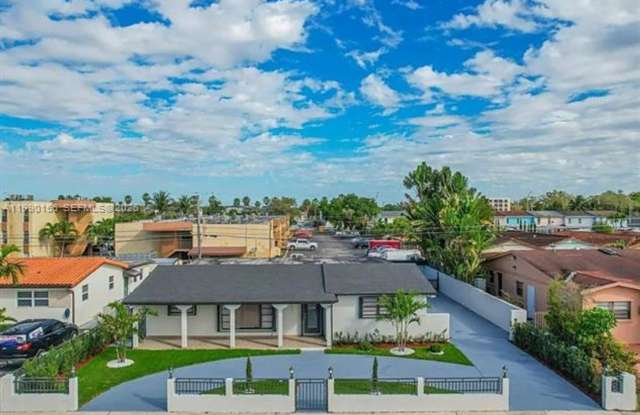 865 W 72nd Pl # 865 HIALEAH, FL 33014