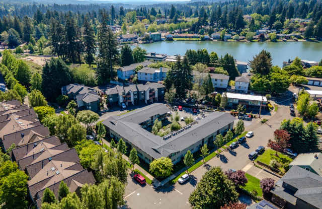 Uptown Lake Oswego