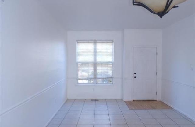 7721 S Cross Creek Circle