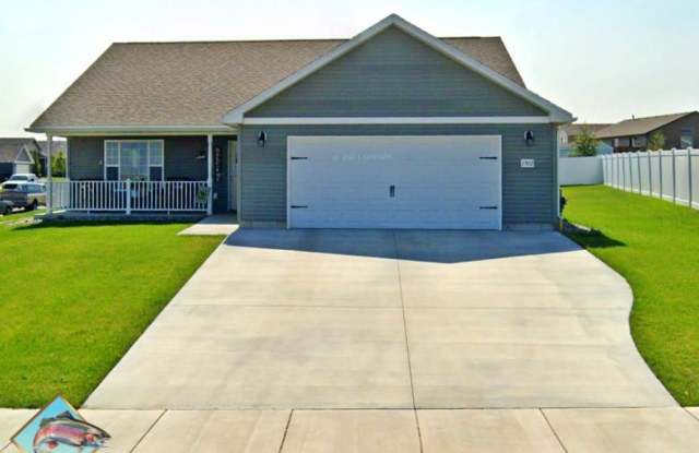 Photo of 1302 Topenga Ave