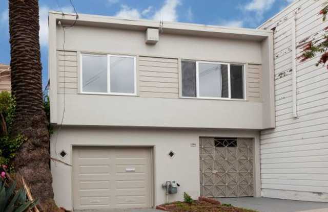 Beautiful rehabbed Mid-Century single family home
