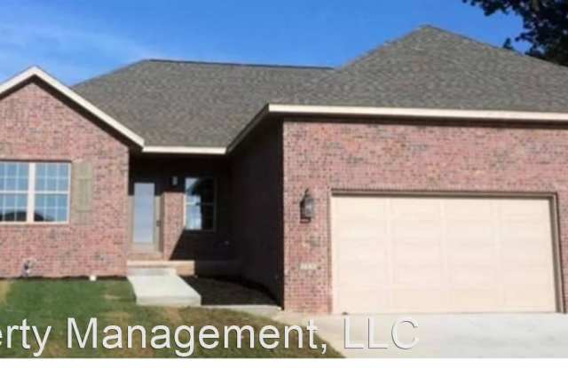 1443 N. Opportunity Ave