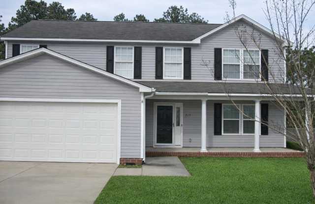 219 Pineclave Circle