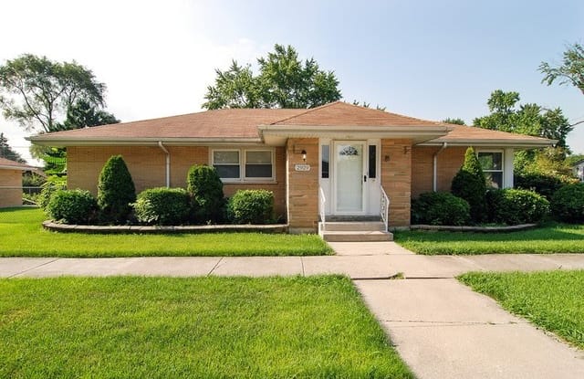 2929 Maple Avenue - 2929 Maple Avenue, Brookfield, IL 60513