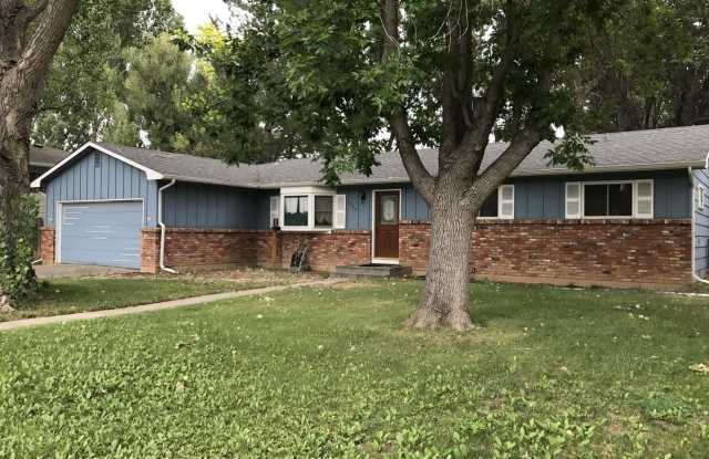 Spacious 3 Bed 2 Bath House Near CSU Campus!