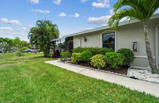 1425 SW 51st Lane