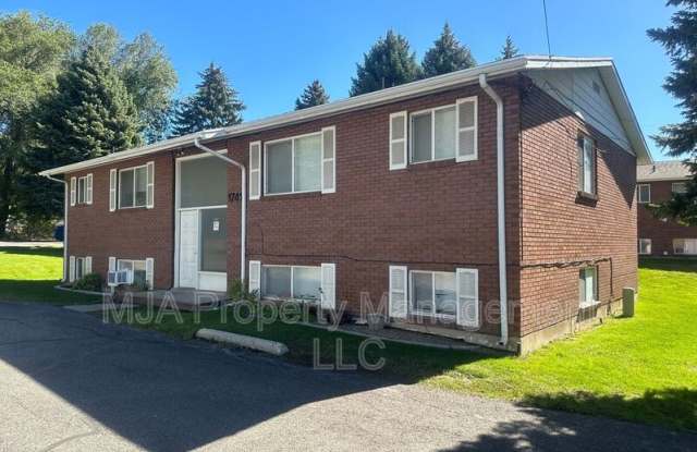 1735 East Holladay BLVD.