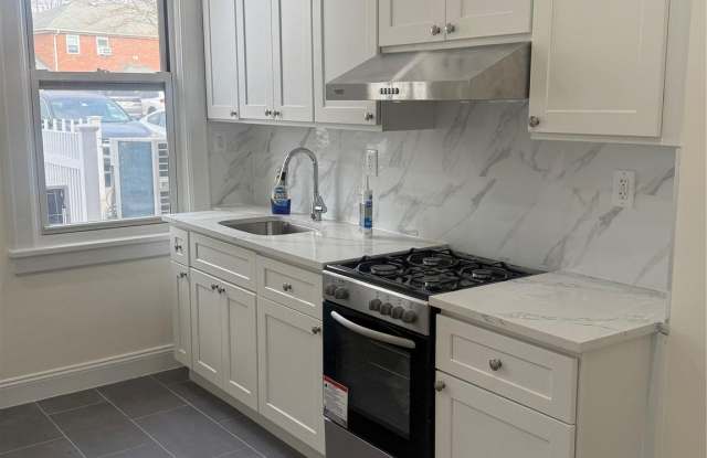 Photo of 151 Tulip Avenue unit: 1