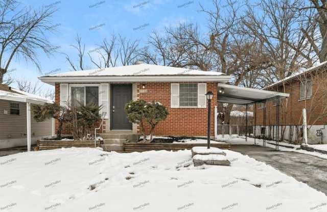 1223 Lakeview Avenue