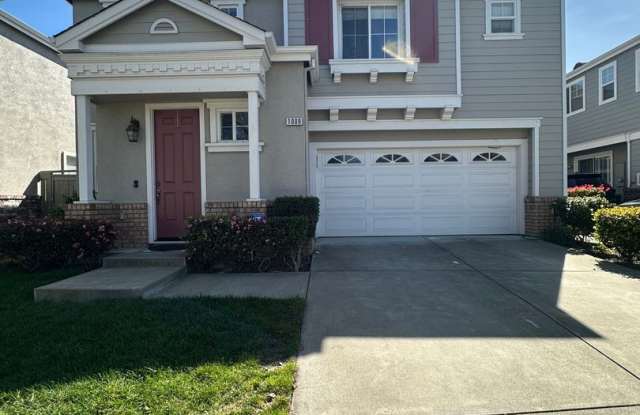 Beautiful 3 Bed, 2.5 Bath Home with Garage, Spacious Layout  Private Yard in Desirable Hercules Neighborhood