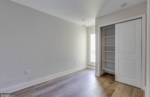 1535 N 6TH Street unit: 5