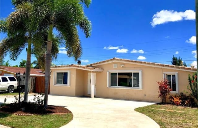 5910 NE 2nd Ter - 5910 Northeast 2nd Terrace, Oakland Park, FL 33334