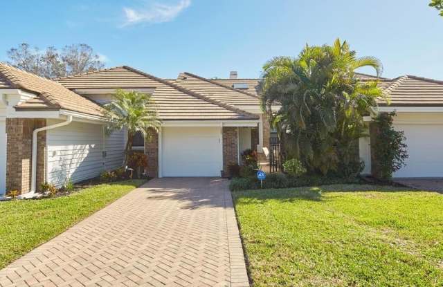 Photo of 575 Park Shore