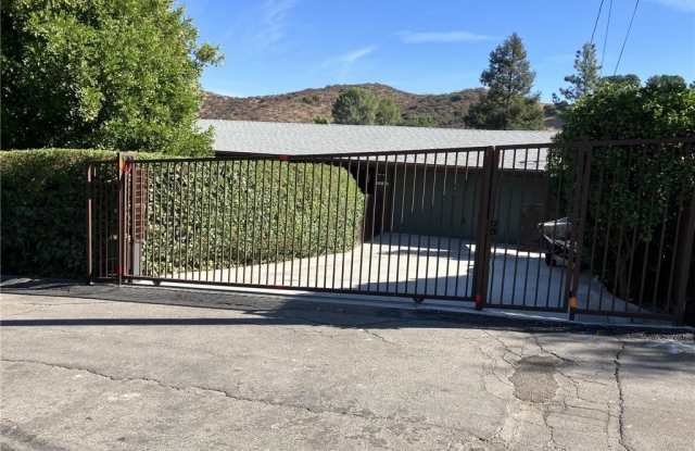 3548 Gladiola Drive