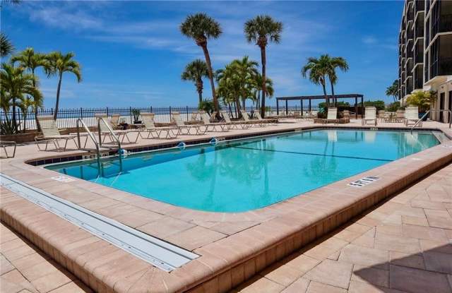 8350 Estero Boulevard