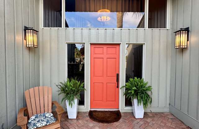 9897 Sawgrass Drive East