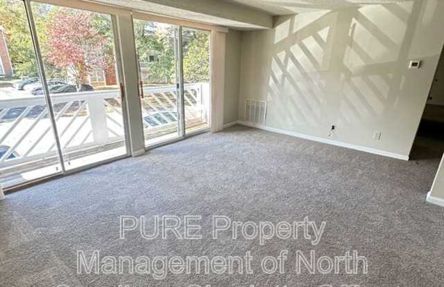 9520 Shannon Green Drive