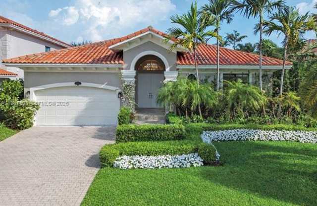 7733 SW 193rd St CUTLER BAY, FL 33157