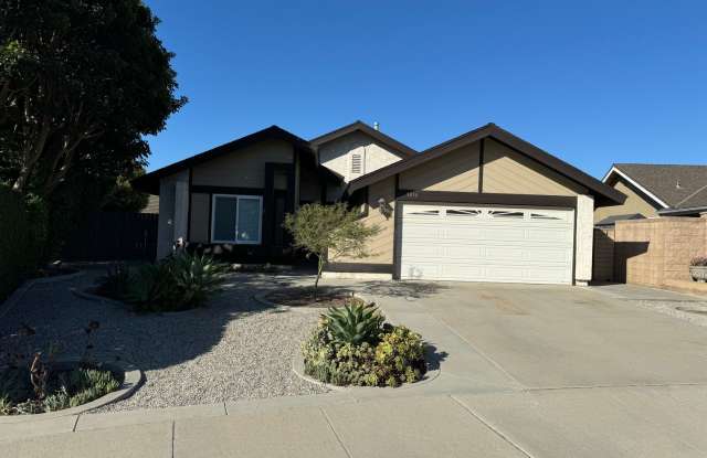 Photo of One story home in Mission Oaks near Las Colinas School