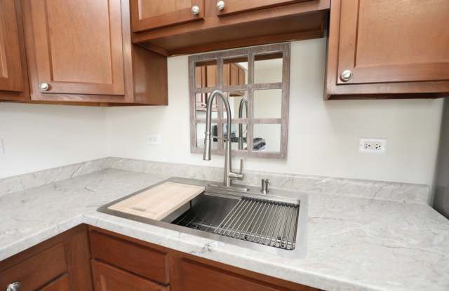 17306 Peach Grove Lane