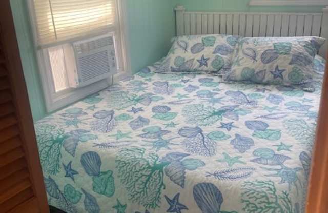 174 N Shore Blvd, #8