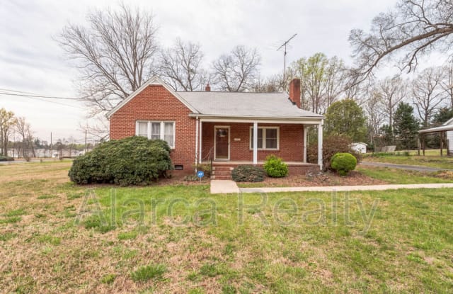 6337 Freedom Drive - 6337 Freedom Drive, Charlotte, NC 28214