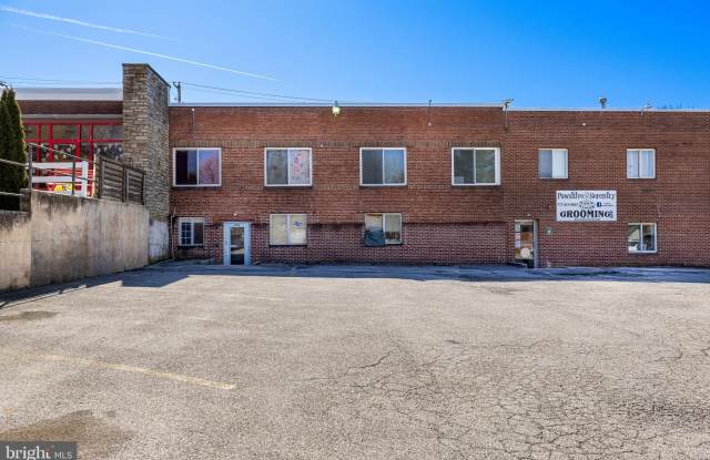 Photo of 518 S MAIN Street unit: D