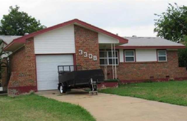3308 SW Salinas- NOW AVAILABLE!
