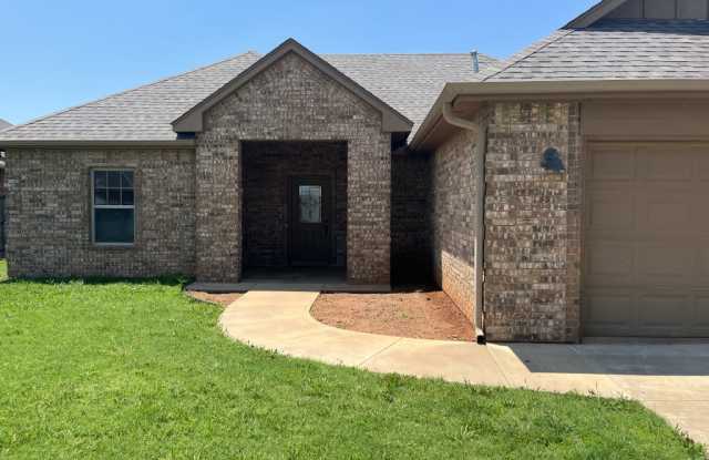 1407 Scenic Ridge - 1407 Scenic Ridge, Elgin, OK 73538