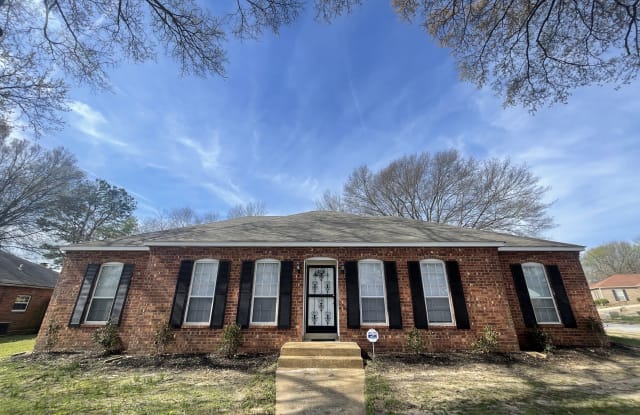 2083 Pennington Gap Dr - 2083 Pennington Gap, Memphis, TN 38134