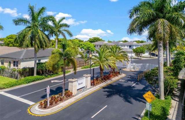 Photo of 3102 NE 3rd Dr