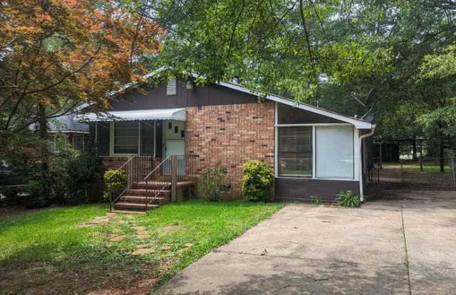 231 Rutland Cir