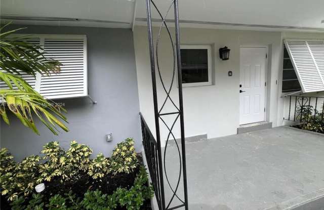 128 Nw 5th Avenue