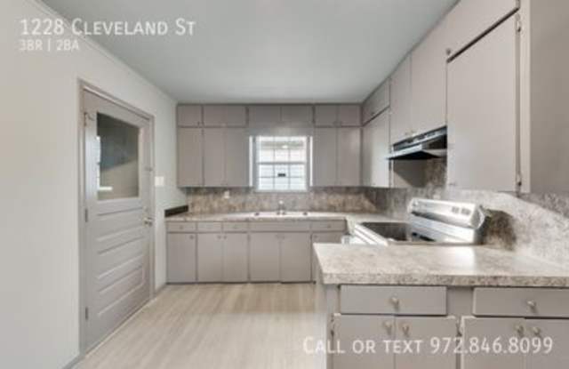 1228 Cleveland Street121733