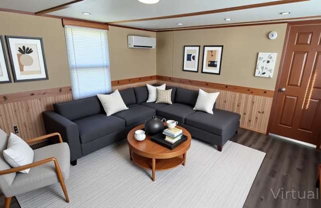 Photo of 2609 Southside River Rd