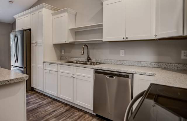 Like New 3 Bedroom Town Home